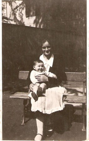 Giovanna Zanella a Legnano, nel 1935. Foto fornita dal figlio Ezio De Cet